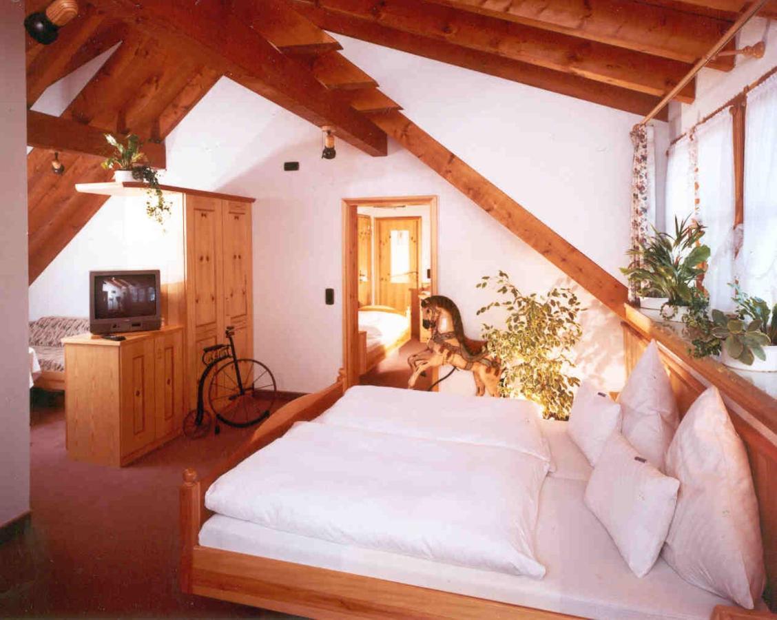 Hotel Erlebnisgastronomie Lochmuhle Eigeltingen Zewnętrze zdjęcie