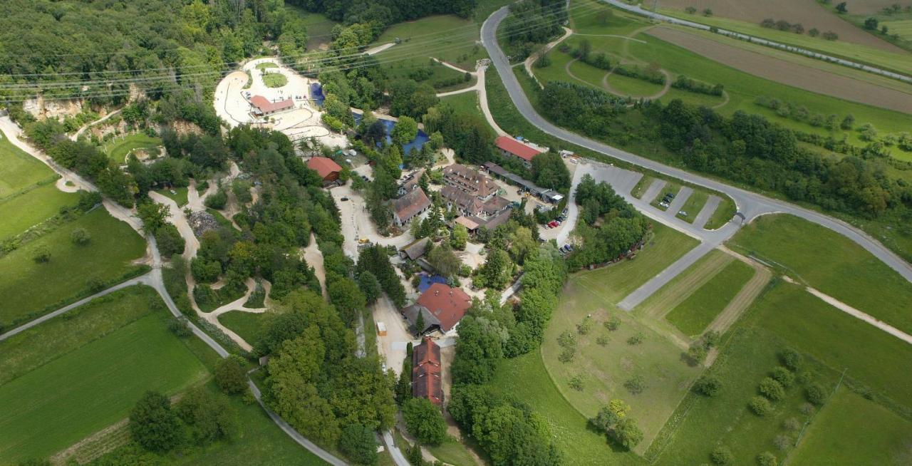 Hotel Erlebnisgastronomie Lochmuhle Eigeltingen Zewnętrze zdjęcie
